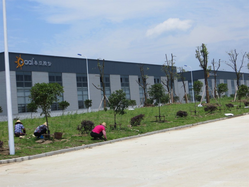 �����Ϲ�NG28Ьҵ�����̻�